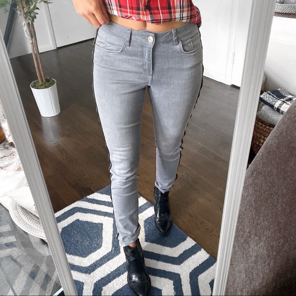 ☑️ ORSAY GREY DISTRESSED SIDE ZIPPER JEANS! - Picture 5 of 11